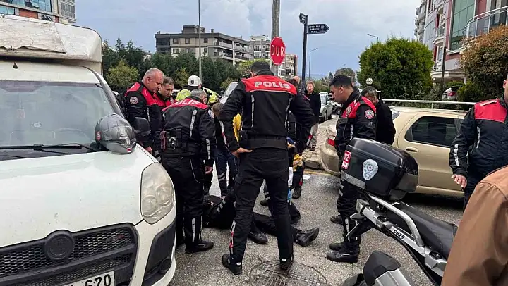 Motosikletli Polis Timi kazaya karıştı: 1 polis yaralı