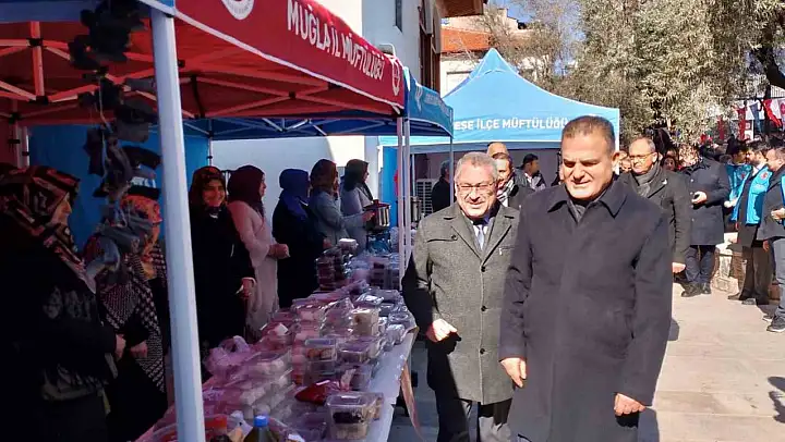 Muğla'da Kahramanmaraş depremlerinin ikinci yılında hayır çarşısı açıldı