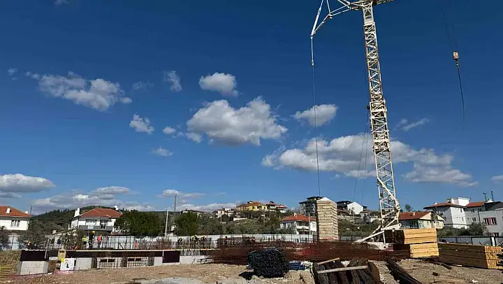 Muğla'da okul inşaatları devam ediyor