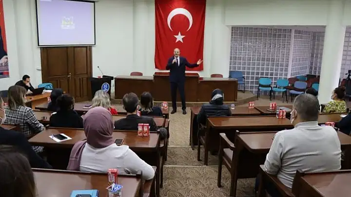 Nazilli Belediye personeline protokol ve etik kuralları anlatıldı