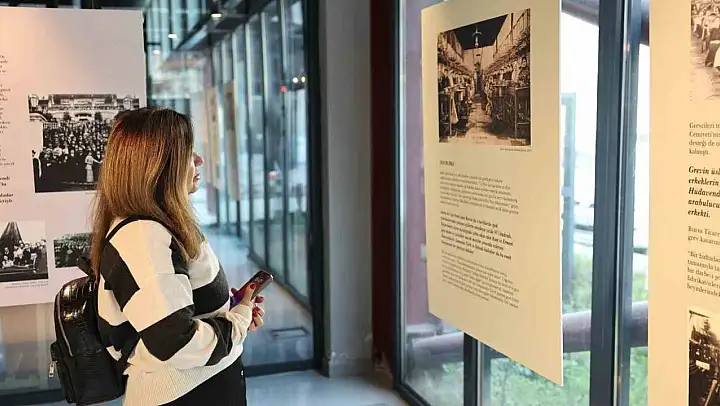 Nilüfer'de 'Bursa'nın İpek Kadınları' sergisi açıldı