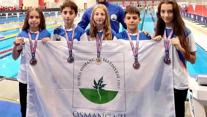 Osmangazili kulaçlar madalyaya doymuyor