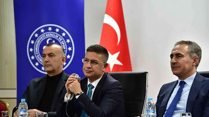 Rektör İlter Kuş, öğrencilerle buluştu