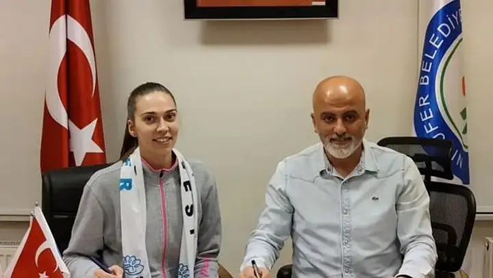 Rus pasör çaprazı Nilüfer Belediyespor'da