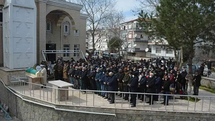 Sadettin Gezen son yolculuğuna uğurlandı