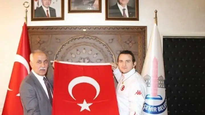 Şampiyondan başkana ziyaret
