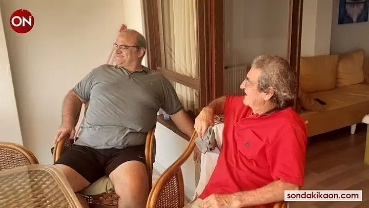 Sanatçı ve yazarlar tatil için Erdek'i tercih etti