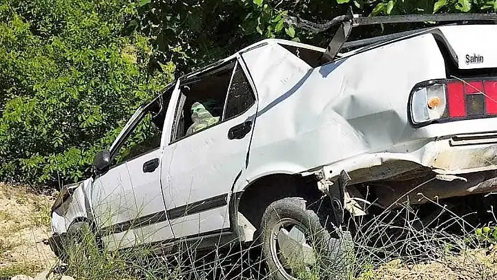 Şarampole uçan otomobil sürücüsü hayatını kaybetti