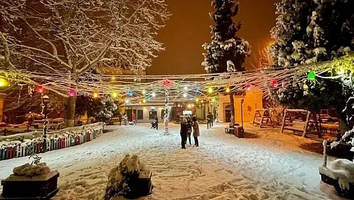 Sındırgı'da karın tadını çocuklar çıkardı