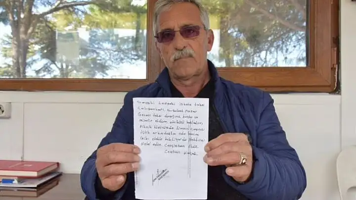 Soğuktan korunmak için çay içtiler, helallik için not bıraktılar