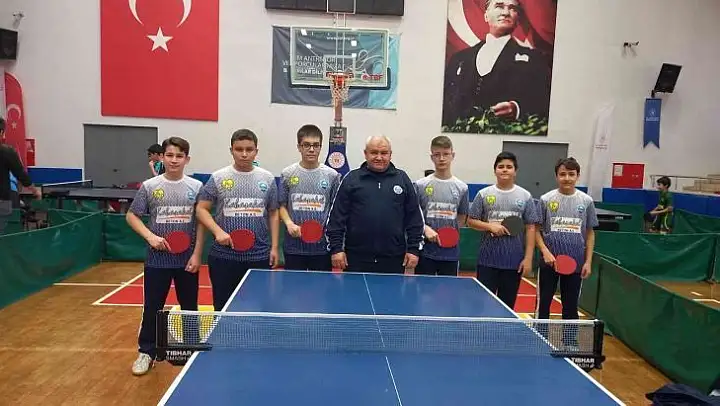 Söke Belediyespor Masa Tenisi'nde iki takımla finale gidiyor