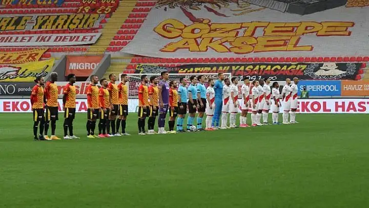 Süper Lig: Göztepe: 0 - Antalyaspor: 0 (İlk yarı)