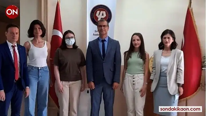 SYAL'da derece ile mezun olan öğrencilere ödül