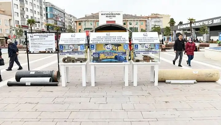 Tarihî eser sergisi değil, paslı şebeke sergisi