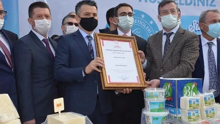 Tarım ve Orman Bakanı Pakdemirli: 'Küçükbaş yetiştiricilerine bu yıl 1 milyarın üzerinde destek vereceğiz'