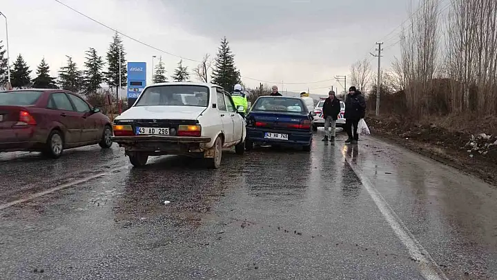 Tavşanlı'da trafik kazası:1 yaralı