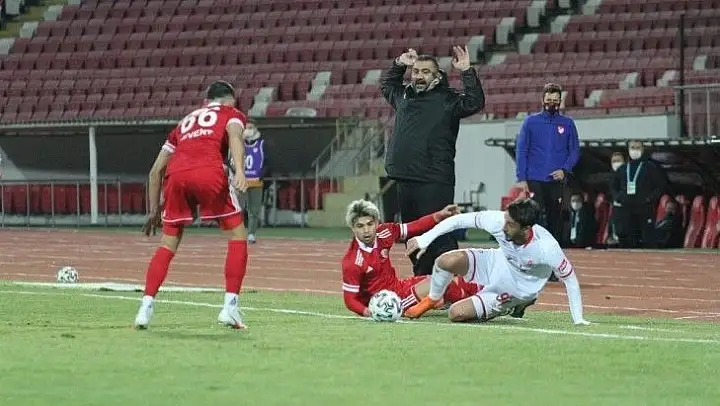 TFF 1. Lig: Balıkesirspor: 2 - Ankaraspor: 2