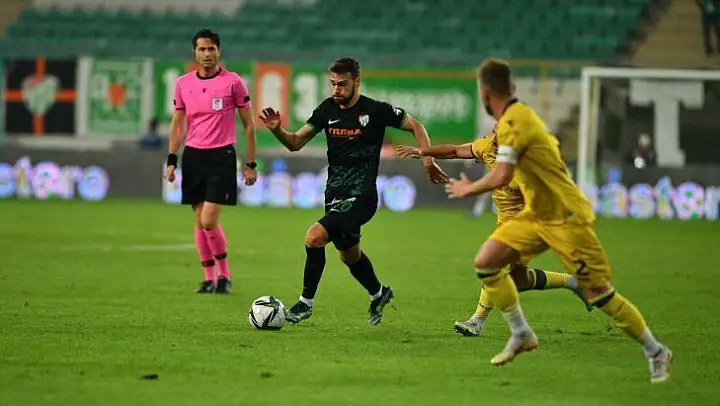 TFF 1. Lig: Bursaspor: 0 - MKE Ankaragücü: 4