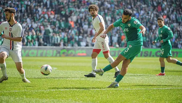 TFF 3. Lig: Bursaspor: 1 - Silifke Belediyespor: 1