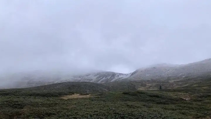 Uludağ'a kar yağdı