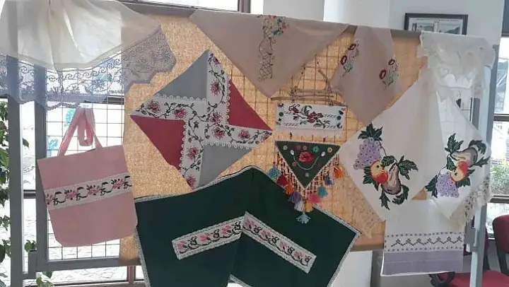 Urla'da 'Engelsiz Yürekler 'Dünya Kadınlar Günü'nü coşku ile kutladı