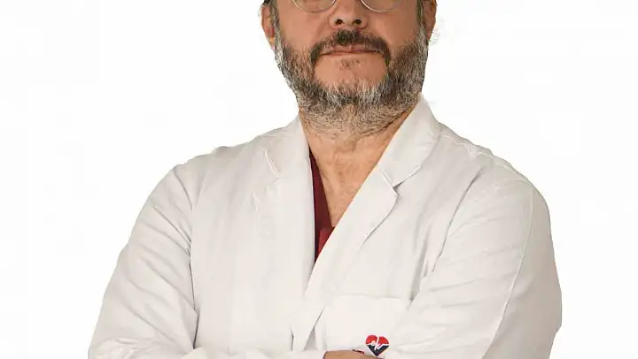 Uzm. Dr. Ahmet Bilge 'Domuz gribine karşı aşı olmak, hastalığın yayılmasını önlüyor'