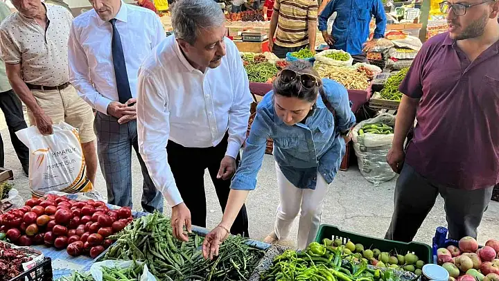 Vali Şıldak'tan Burhaniye Pazarına ziyaret