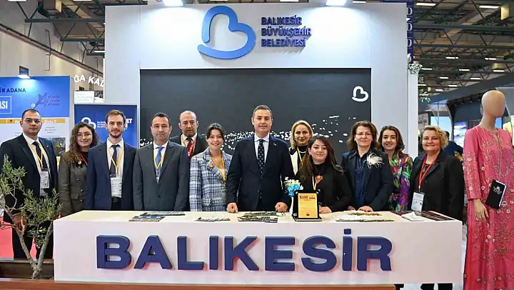 Vali Ustaoğlu, EMITT'te Balıkesir standını ziyaret etti