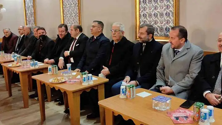 Vatandaşlar talep etti belediye yaptı