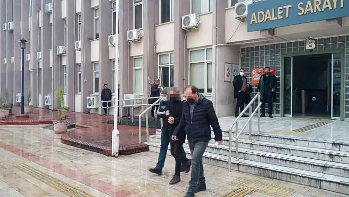 Yarım kilo uyuşturucu ile yakalanan tacir tutuklandı