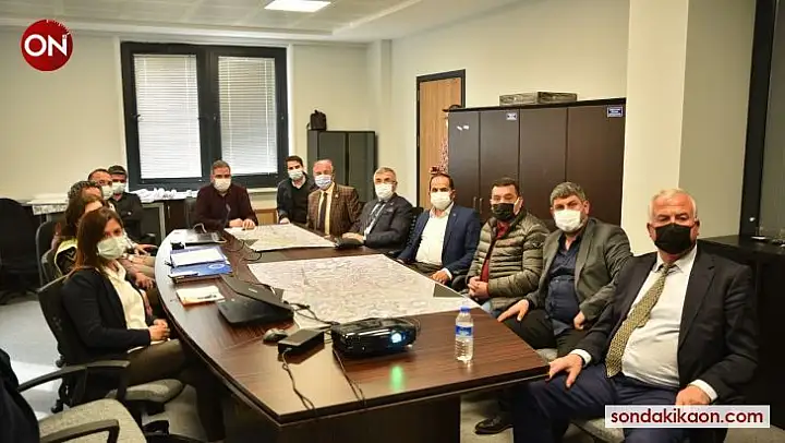 Yeni metro hattı muhtarlara anlatıldı