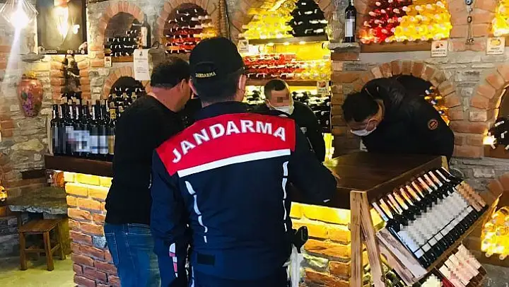 Yılbaşı öncesi jandarmadan uyuşturucu ve sahte içki operasyonu