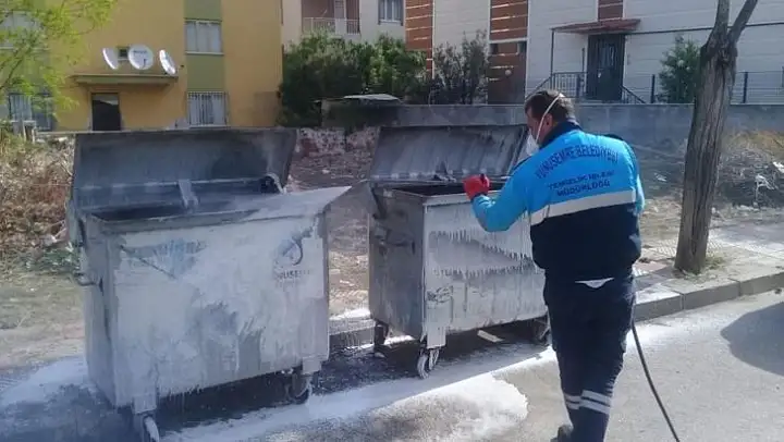 Yunusemre'de dezenfekte çalışmaları sürüyor