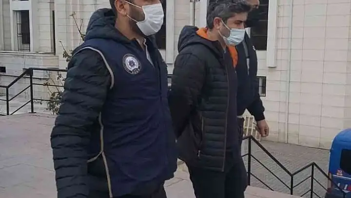 Yurt dışına kaçmaya hazırlanan FETÖ üyesi çift tutuklandı