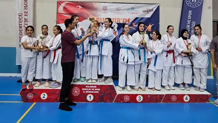 Balıkesir'de karate rüzgârı esti, il seçmeleri nefes kesti