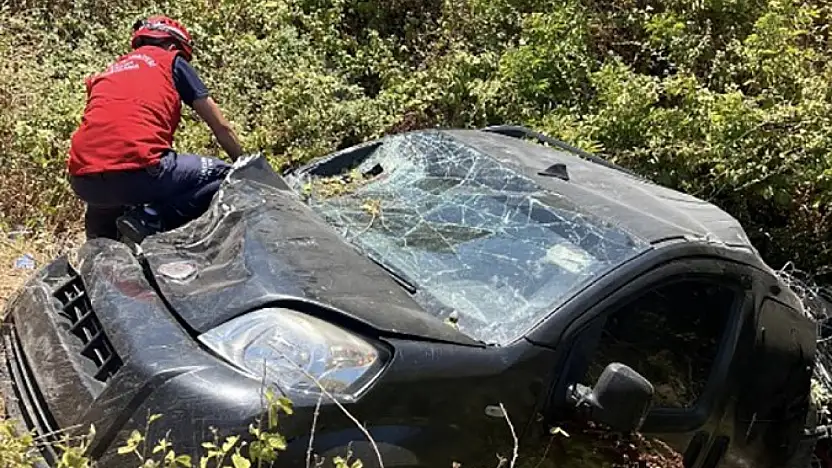 Balıkesir-Bandırma karayolunda feci kaza: 1 ölü, 2 yaralı