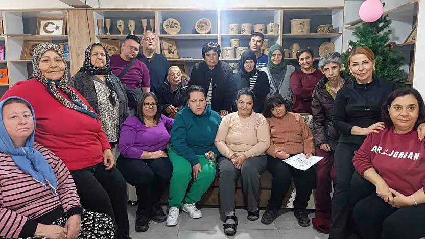BOED genel Başkanı Özlemiş engelli annelerini unutmadı