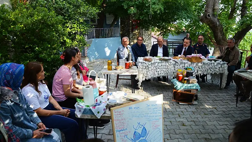 Dünya Arı Günü'nde Kaymakam Odabaş'tan anlamlı ziyaret