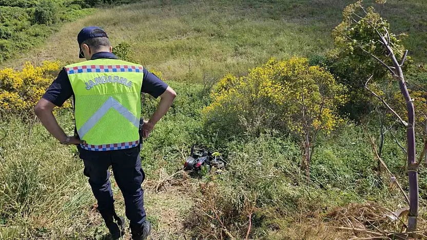 Erdek'te motosiklet direksiyon hakimiyetini kaybetti uçuruma düştü