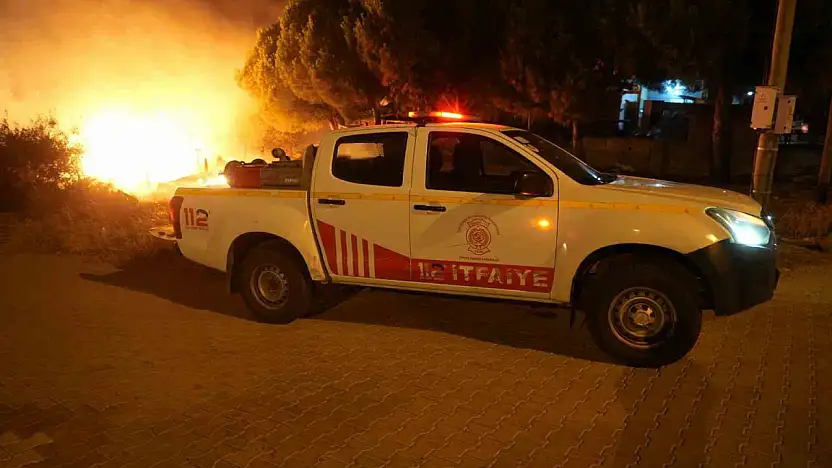 Gömeç'te otluk alandaki yangın kısa sürede söndürüldü