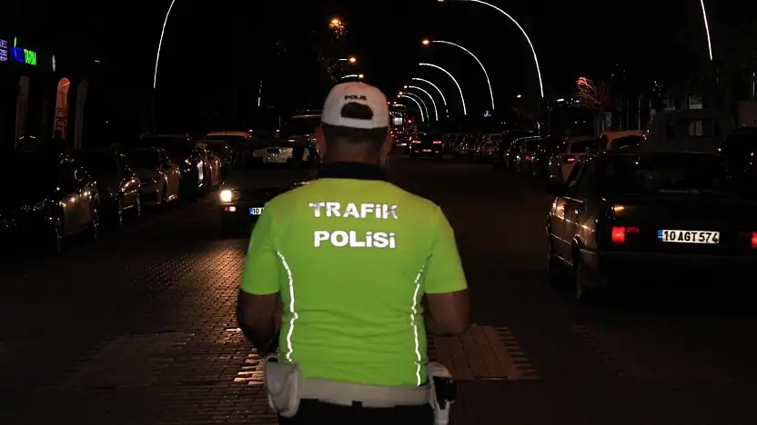 Gönen trafiğine sıkı denetim: 219 sürücüye ceza