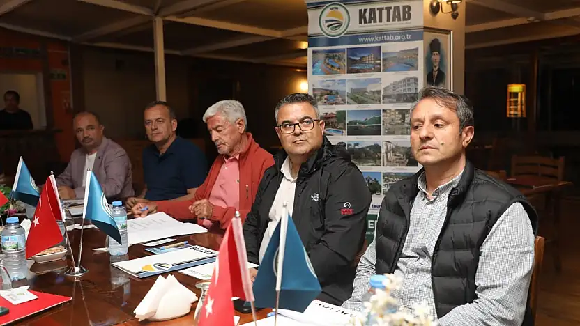 Kalkınma Tarım ve Turizm Altyapı Hizmet Birliği meclis toplantısı Edremit'te yapıldı