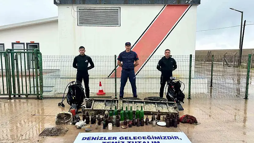 Sahil Güvenlik ekiplerinden Çevre Günü'ne özel deniz temizliği