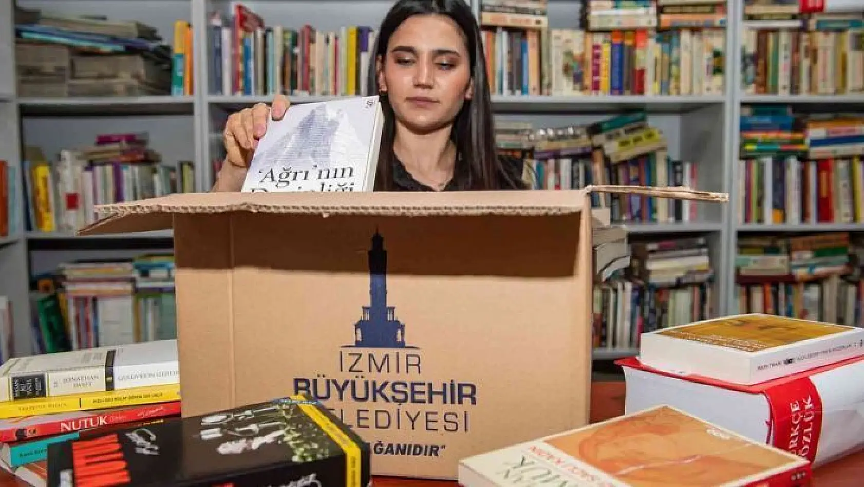 'Her Mahalleye Bir Kütüphane' kampanyası sürüyor
