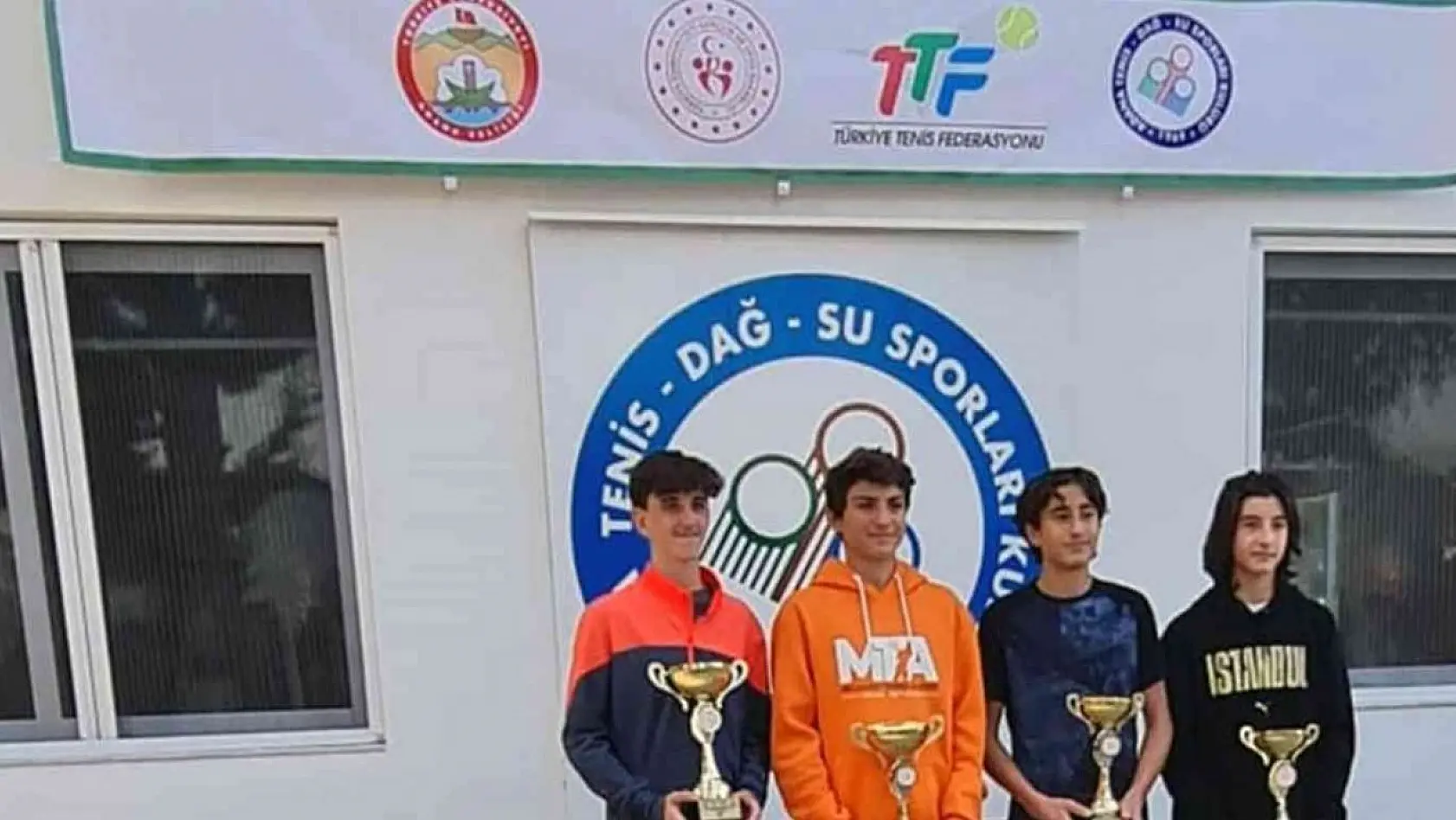 16 yaşındaki Muğlalı tenisçi Türkiye'yi temsil edecek