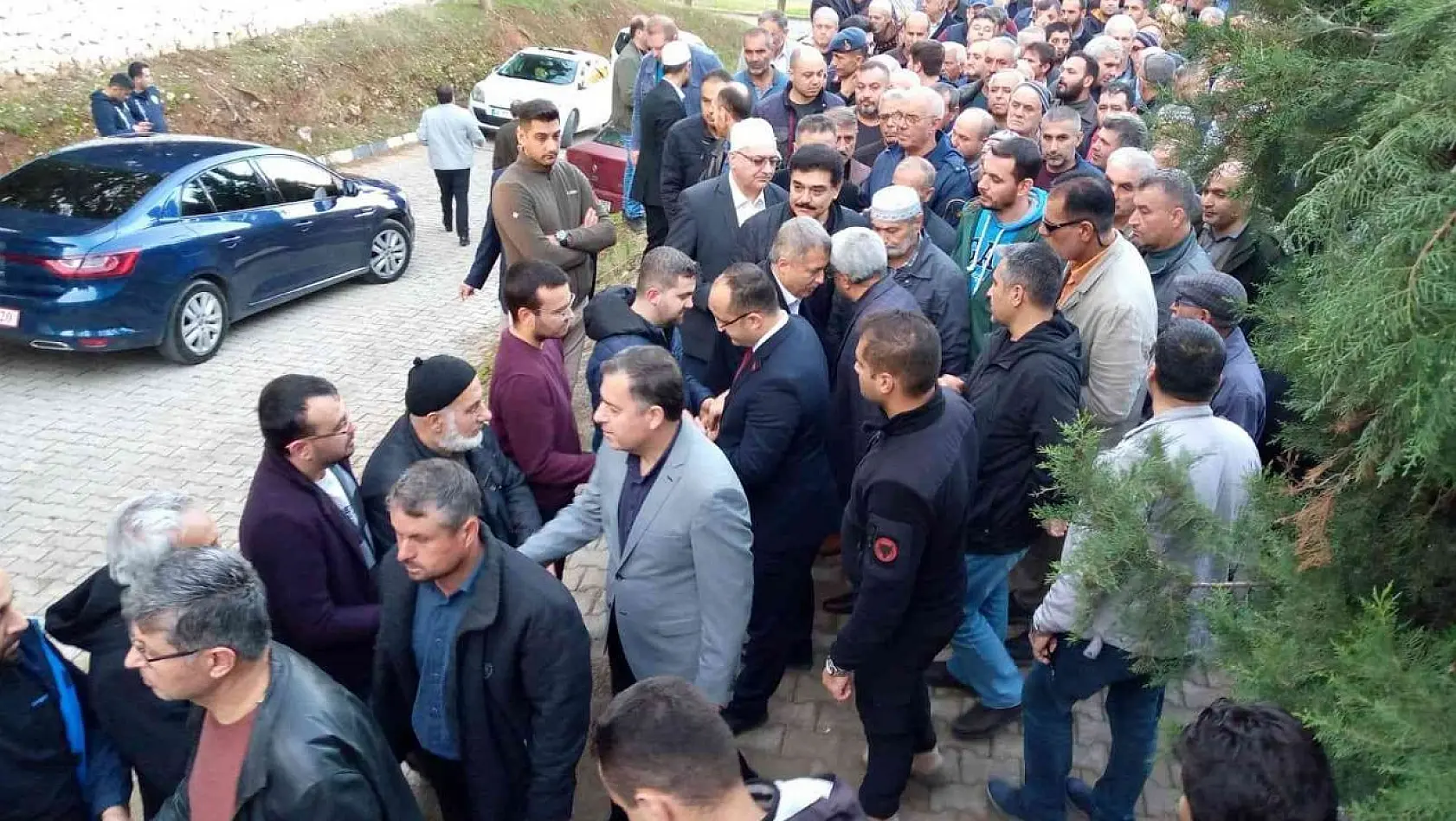 Ahmetli Belediye Başkanı Alhan'ın acı günü