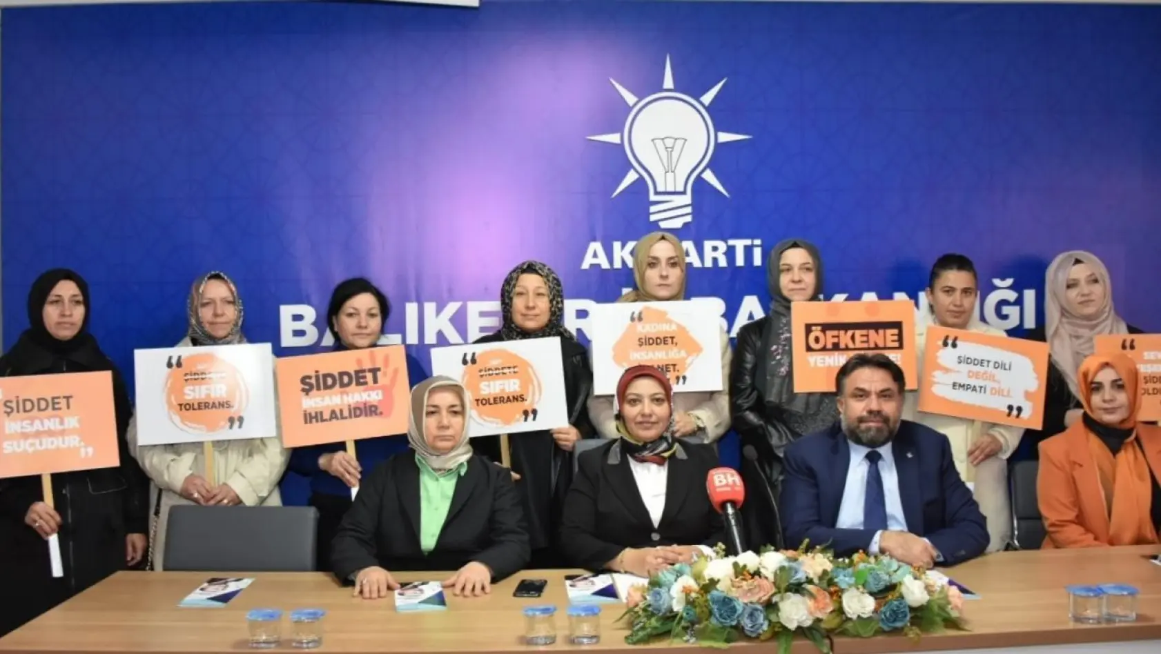 AK Parti'den kadına yönelik şiddete karşı açıklama
