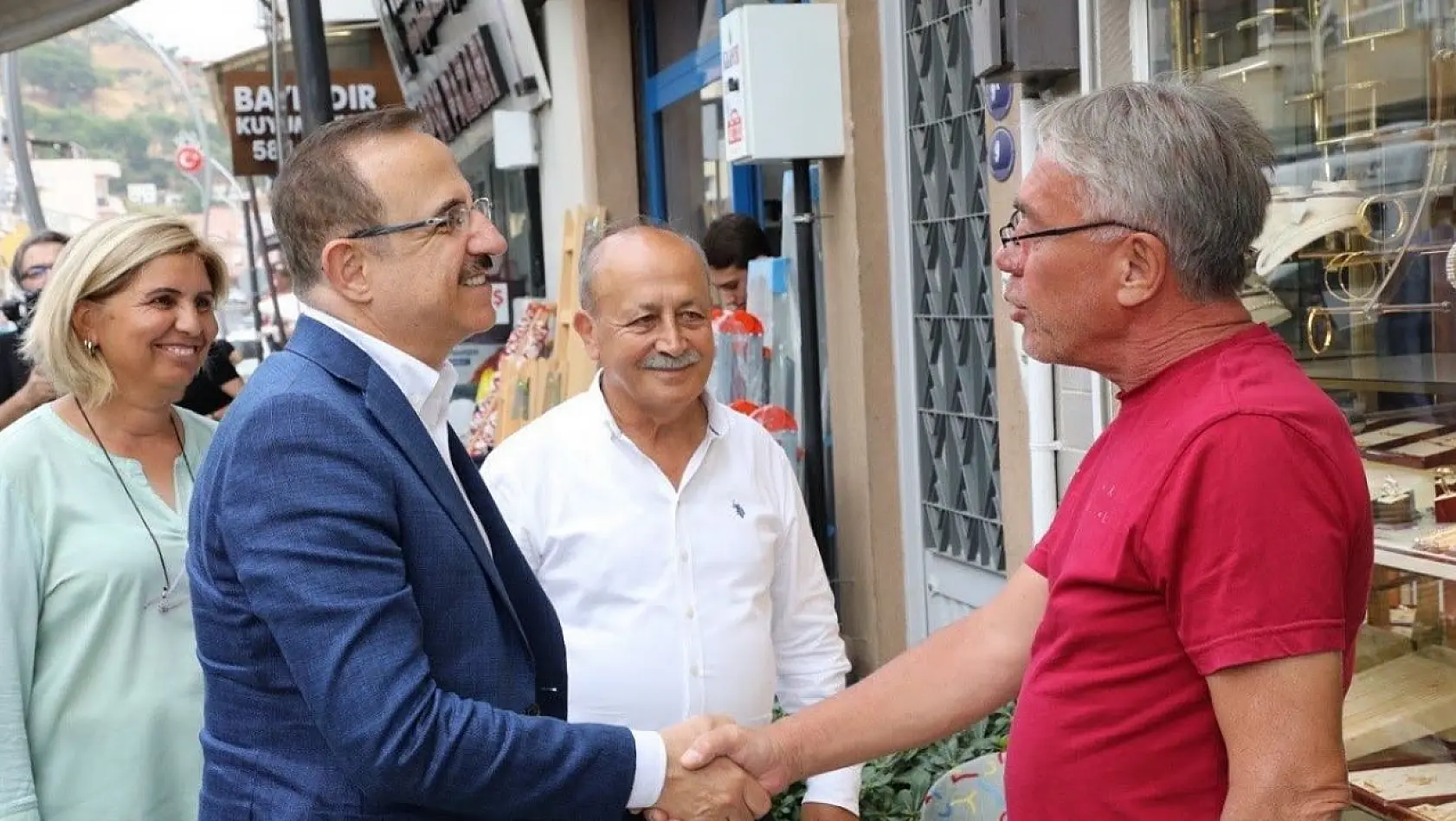 AK Parti İzmir İl Başkanı Kerem Ali Sürekli: 'Bizim kitabımızda ayırma, kayırma yok'