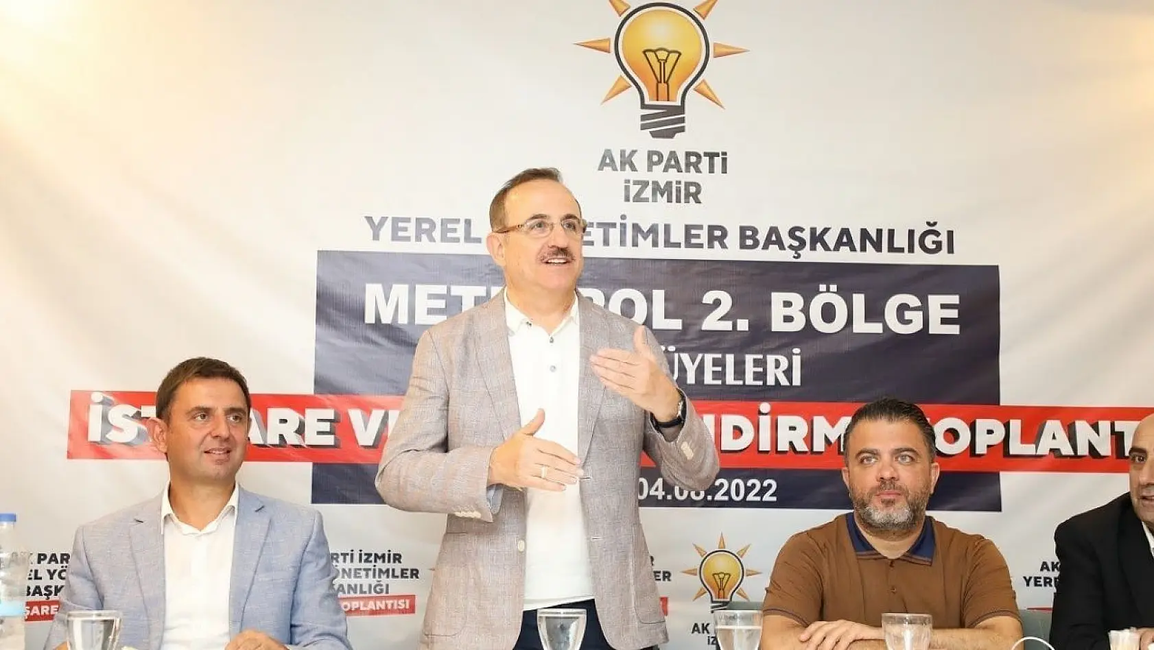 AK Parti İzmir İl Başkanı Sürekli: 'Aziz milletimizin bir kuruşunun boşa harcanmasına göz yumamayız'