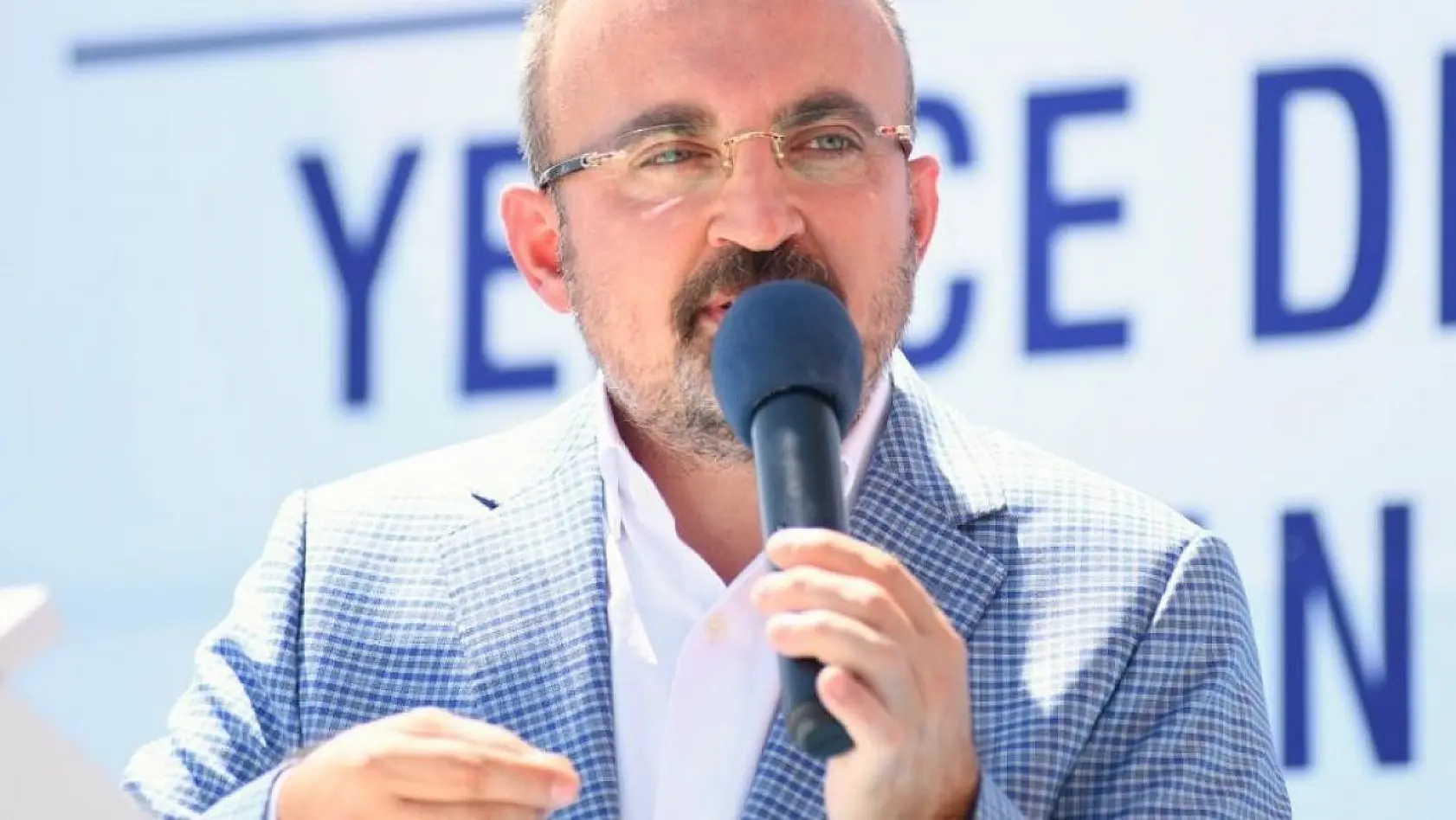 AK Parti'li Turan: 'Çanakkale sizin altılı masanıza yedinci ayağı monte etmenin aparatı değildir'